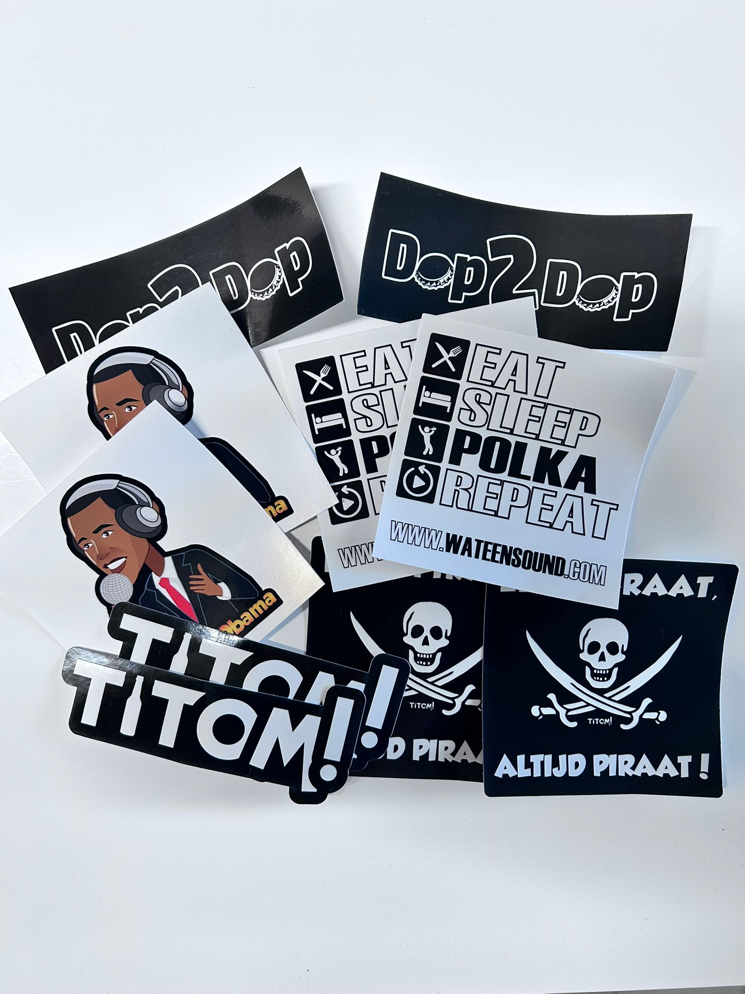 Stickerset wateensound titom 10stuks Stickerset wateensound titom 10stuks